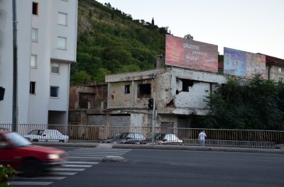 Zniszczenia w Mostarze